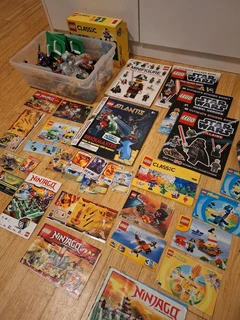 Lego collection not 100% complete R850