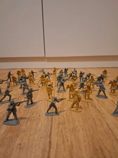 Lots of children&#39;s toys bulk