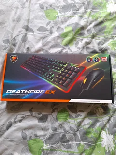 Selling evetech gaming pc core i5 10400F, GTX1660 Ti, 16GB memory, 512GB NVME SSD, gaming keyboard