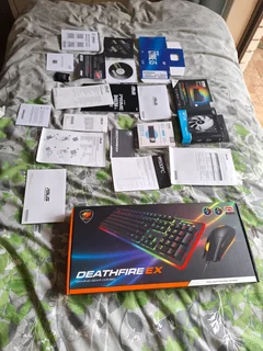 Selling evetech gaming pc core i5 10400F, GTX1660 Ti, 16GB memory, 512GB NVME SSD, gaming keyboard