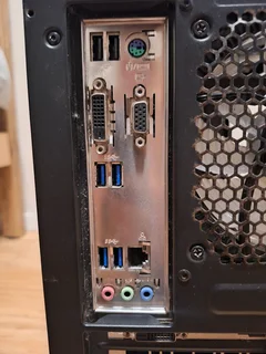 Selling evetech gaming pc core i5 10400F, GTX1660 Ti, 16GB memory, 512GB NVME SSD, gaming keyboard