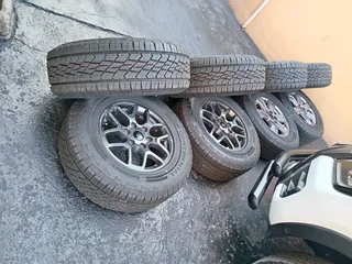 FORD RANGER NEXT GEN 17inch 255/70/17 BRAND NEW CONTINENTAL TYRES AND RIM COMBO