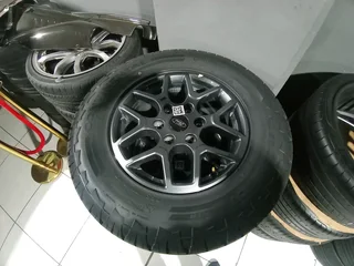FORD RANGER NEXT GEN 17inch 255/70/17 BRAND NEW CONTINENTAL TYRES AND RIM COMBO