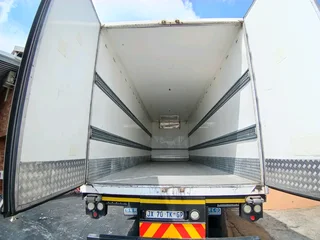 SERCO TRUCK FRIDGE BODY