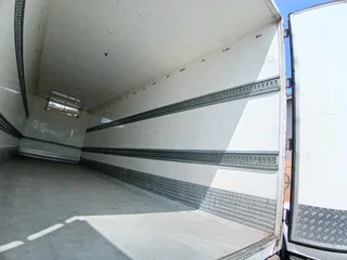 SERCO TRUCK FRIDGE BODY