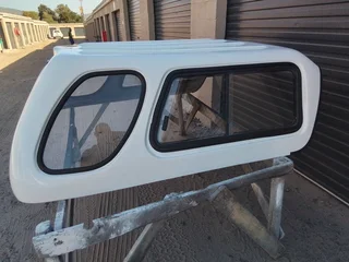 Nissan Np200 canopy