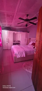 9Flat - Ad posted by Christabel Eshun