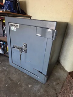 Heavy duty Safe FOR SALE