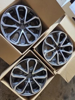 3x 18 inch OEM Honda Rims