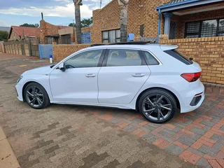 AUDI A3 SPORTBACK 35 TFSI S LINE 2023