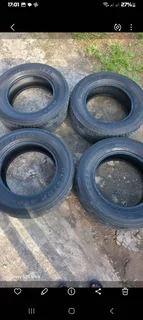 255/65/17inch dunlop grantrek