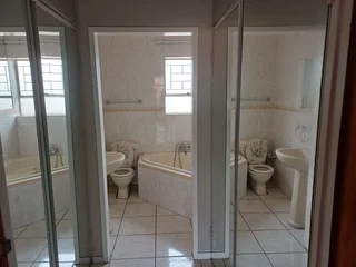 Rent - Ad posted by Riana