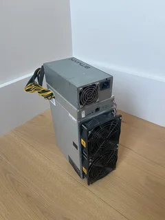 Bitmain Antminer Z15 – 430 kSol/s – Excellent Working Condition – With PSU