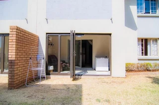 Modern 2-Bedroom Apartment for Sale in Noordwyk Tempo Complex