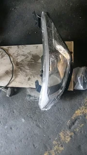 i20 grand mirror with indicator.... Bonnet... Headlight