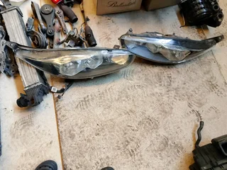 Ford fiesta headlights