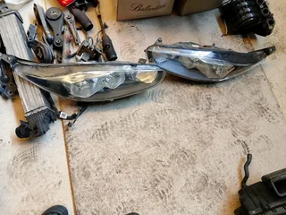 Ford fiesta headlights
