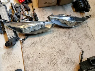 Ford fiesta headlights