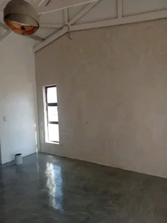 Decorative cementatious screed