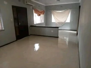 Decorative screed floor