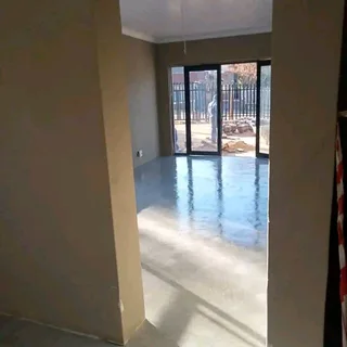 Decorative screed floor