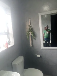 Decorative screed floor