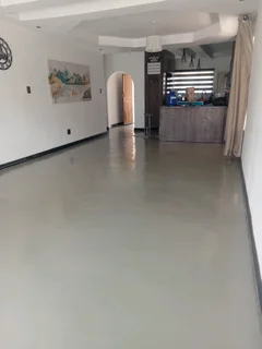 Decorative screed floor