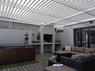 Aluminium awnings and carports