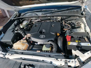 Toyota hilux gd6 double cab 4x4 manual 250000km clock paper work in order