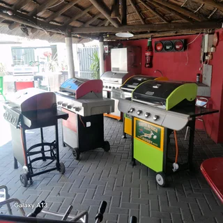 GAS BRAAIS....REFURBISHED