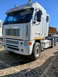 Freightliner Argosy ISX500