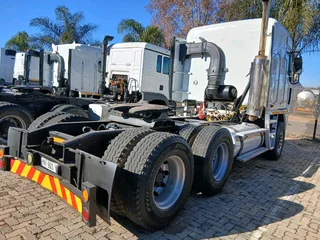 Freightliner Argosy ISX500