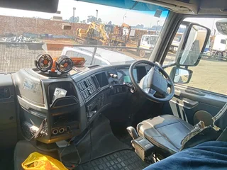 Make/Model: Volvo FH440Year Model: 2013