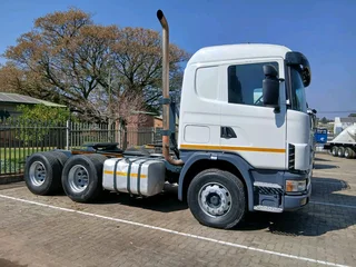 R245,000 - LOW KM MEGA-HORSE SCANIA R480 -