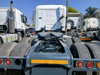 R245,000 - LOW KM MEGA-HORSE SCANIA R480 -