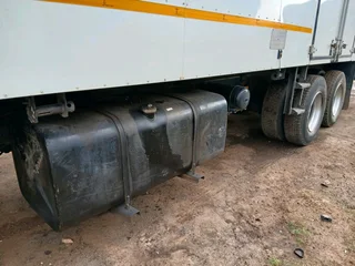 ISUZU FVZ1400 Closed Body Truck - 2015