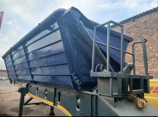 2017 LEADER Side-Tipper Links Trailer - Hook &amp; Go!