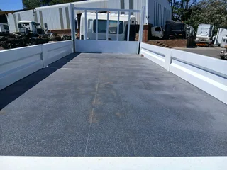 HINO 500 1017 6-Ton Dropside Truck (2013)Your Investment: R395,000 (Excl. VAT)