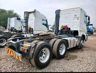 HOT DEAL! VOLVO FH440 2015 - Ready to Work! Your Investment: R624,999 CASH DEAL!