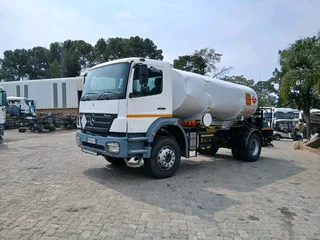 Mercedes Benz 1823 Fuel Tanker 10000l 2009