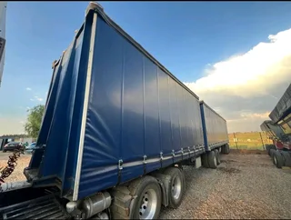 CASH DEAL ALERT! 2010 Superlink Tautliner - R364,999 - READY TO WORK! LOCATIONBredell, Kempton Park