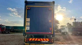 Motor Trail Superlink Tautliner Trailer 2010