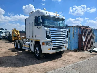 Freightliner Argosy ISX530 2014