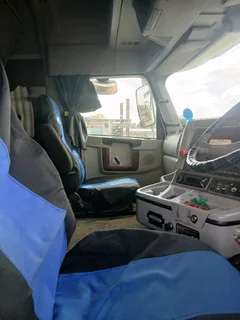 Freightliner Argosy ISX530 2014