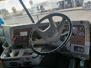 Freightliner Argosy ISX530 2014