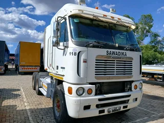 Freightliner Model: Argosy ISX530 2011