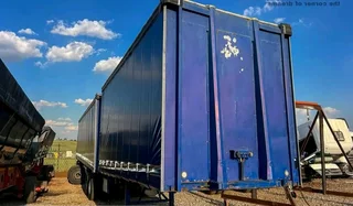 Motor Trail Superlink Tautliner Trailer 2010