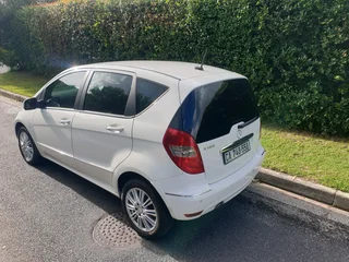 MERCEDES A180 CLASSIC AUTOMATIC 2010
