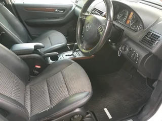 MERCEDES A180 CLASSIC AUTOMATIC 2010