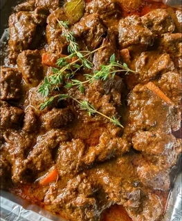 Catering and decor to your door